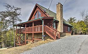 Family-Friendly Cabin In Douglas Lake Community!
